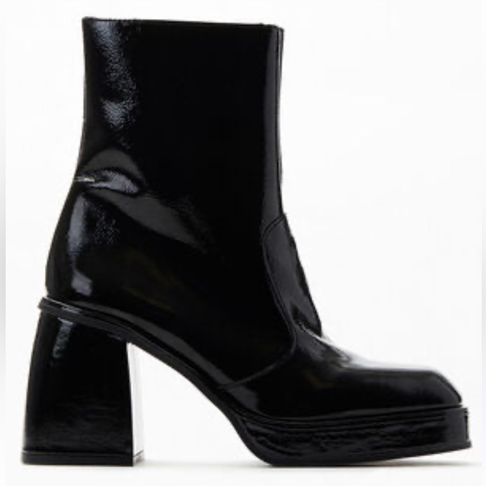 NEW $298 Free People Ruby Shine Black Patent Leather Combat Boot women size 37.5